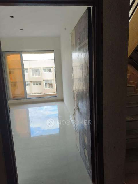 2 BHK Flat In Sundaram Complex For Sale  In Shelu