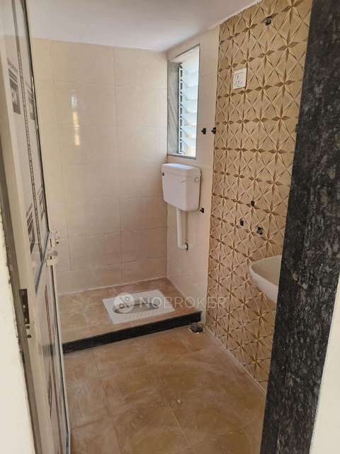 2 BHK Flat In Sundaram Complex For Sale  In Shelu