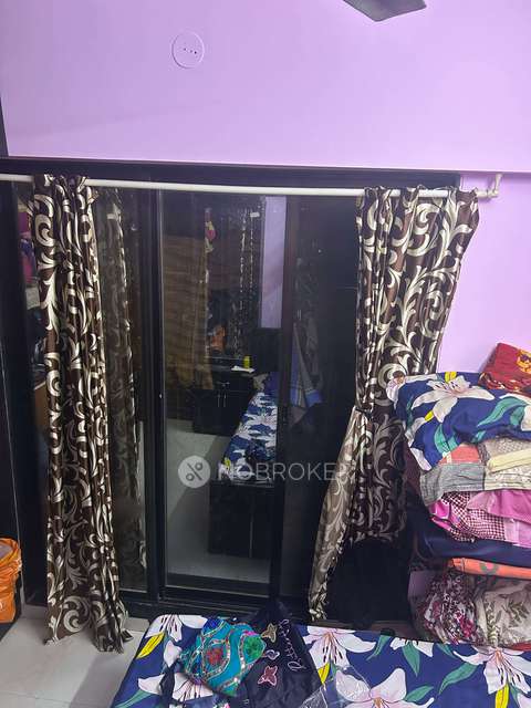 1 BHK Flat In Om Ganesh Krupa Chs  For Sale  In Malad East