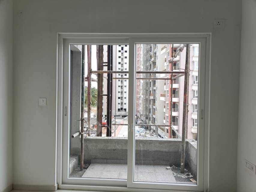 2 BHK Flat In Ajmera Lakeside Paradise For Sale  In Yelahanka