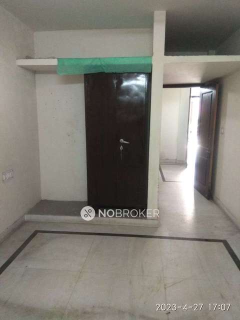 1 RK Flat for Rent  In Sector 28