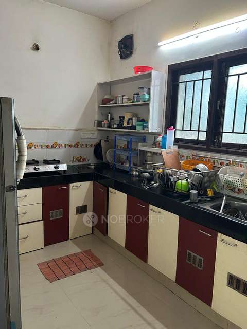 PG for Girls in Omr, Road