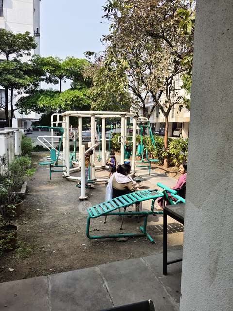 2 BHK Flat In Manjri Greenwoods for Rent  In Hadapsar