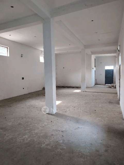 Godown/Warehouse in Sadullapur, Greater Noida for Rent 