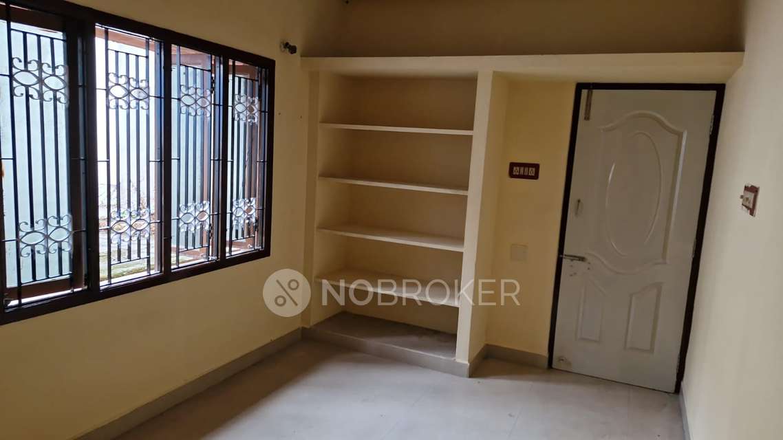 2 BHK House for Rent  In Moolakadai