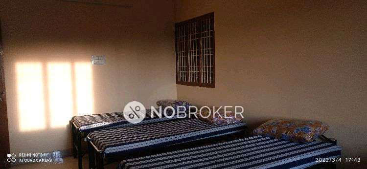 PG for Girls in Navalur