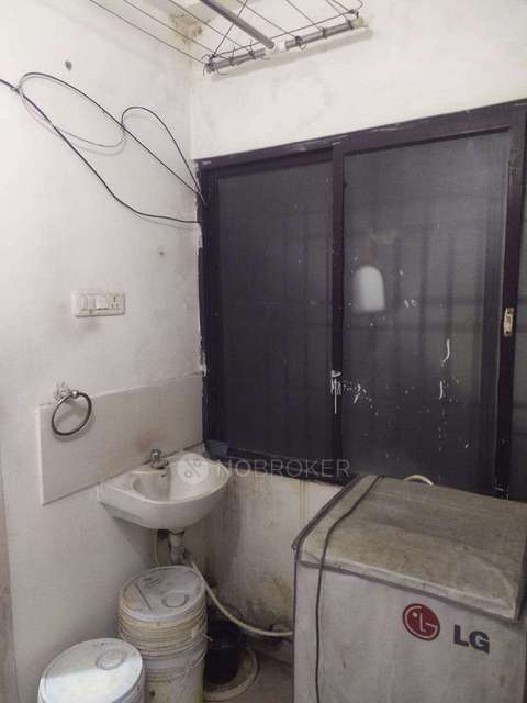 1 BHK Flat In Standalone Building  For Sale  In Selaiyur