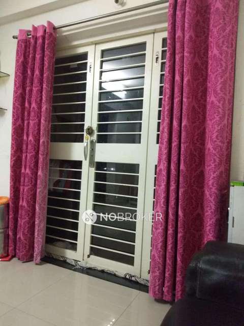 2 BHK Flat In Anita Building For Sale  In Mundhwa