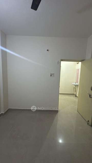 1 BHK Flat In Sankalp Appartment  For Sale  In Sanklap Apartment