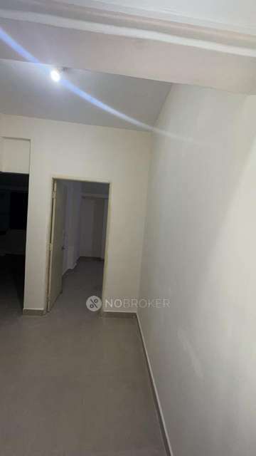 1 BHK Flat In Sankalp Appartment  For Sale  In Sanklap Apartment