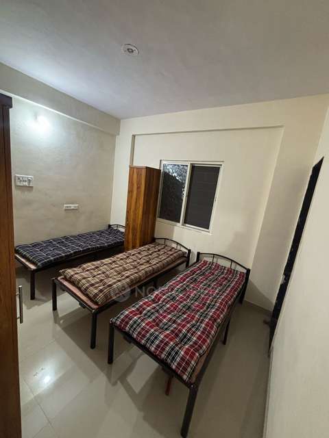 PG for Boys in Magarpatta City Annexe 1