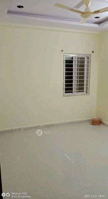 2 BHK Flat In Shree Sai Dhata For Sale  In Mallampet