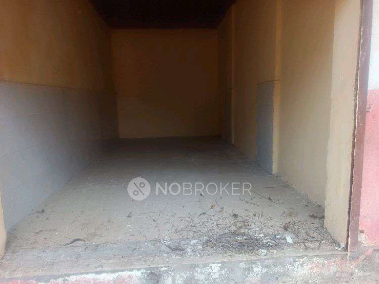 Godown/Warehouse in Lbt Office, Achole Talaov Nallasopra East, Mumbai for sale 