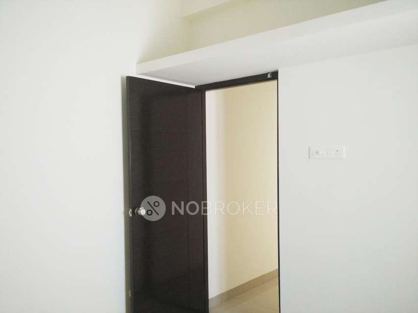 2 BHK Flat In Perfect Pascal For Sale  In Madipakkam