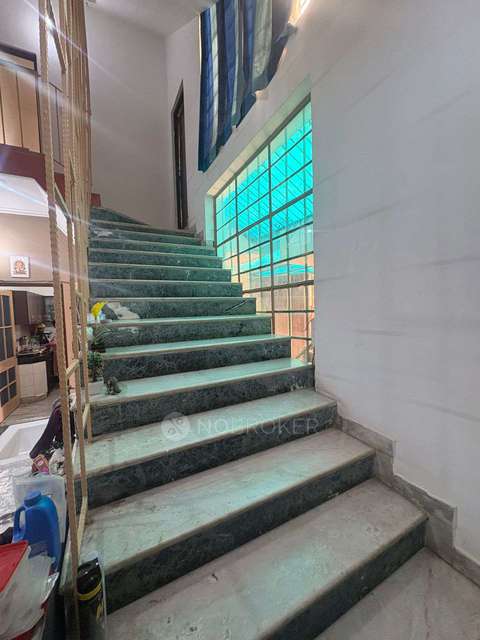 4+ BHK House For Sale  In Sainik Colony