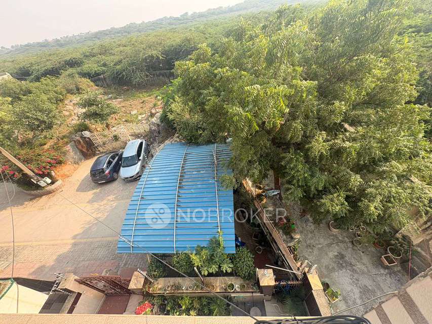 4+ BHK House For Sale  In Sainik Colony