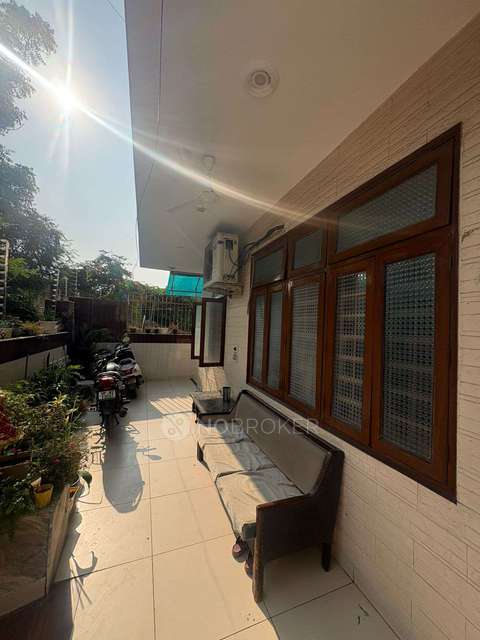 4+ BHK House For Sale  In Sainik Colony