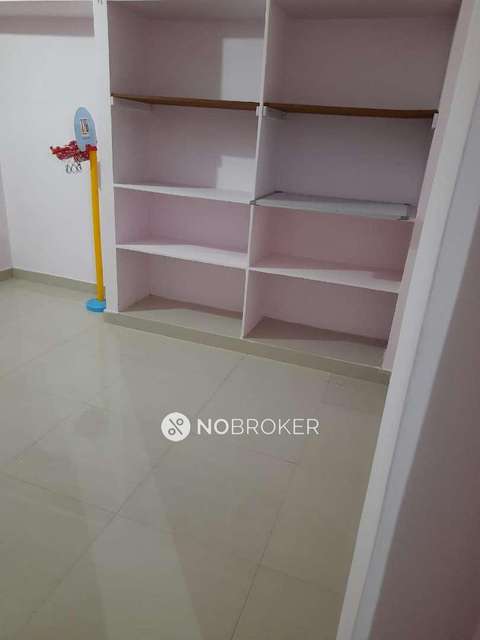 4+ BHK Flat In Standalone Building  For Sale  In Bandlaguda Jagir