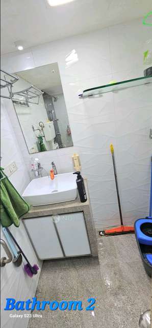 2 BHK Flat In Godiji Building Gulalwadi For Sale  In Pydhonie Godiji Building