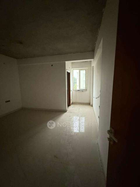 4 BHK Flat In Chetan Abobe,himayathnagar For Sale  In Himayatnagar