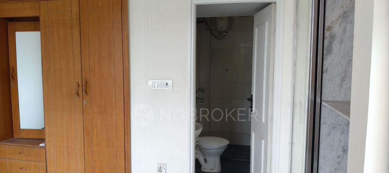 2 BHK Flat In Capri, Hiranandani Estate, Thane For Sale  In Thane