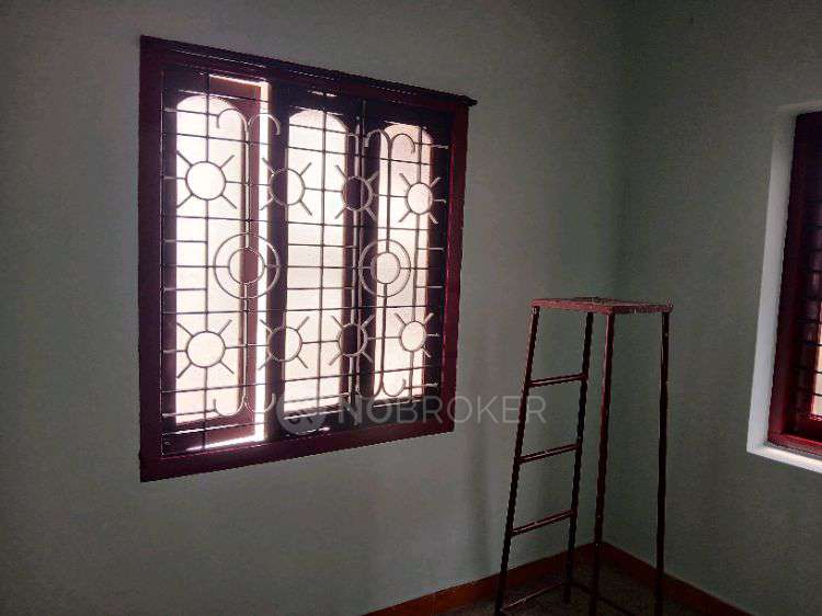 Office Space in 7, 1st Cross Street, Chennai for Rent 