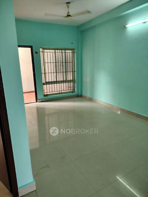 2 BHK Flat In Antony Gilters For Sale  In Madambakkam