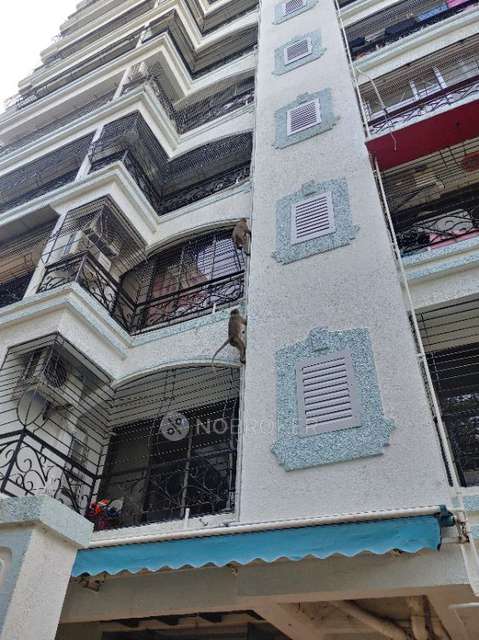 1 BHK Flat In Green Ocean Chsl For Sale  In  Malad West