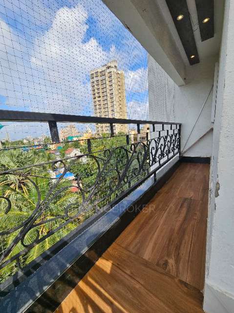 1 BHK Flat In Green Ocean Chsl For Sale  In  Malad West