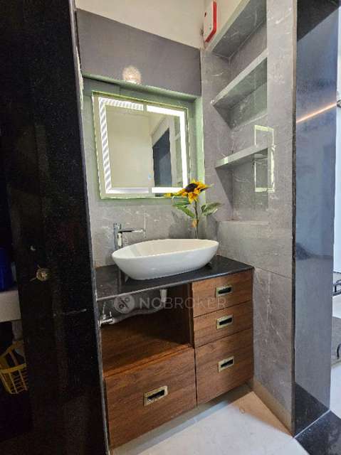 1 BHK Flat In Green Ocean Chsl For Sale  In  Malad West