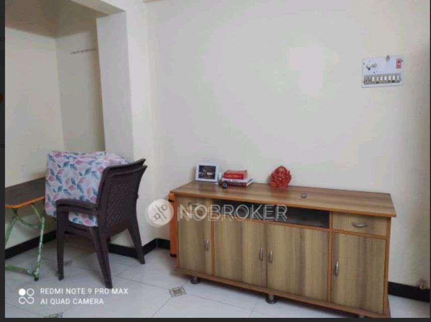 Single Room for Female In 1 BHK  In New Anand Park Chs In Wagle Industrial Estate