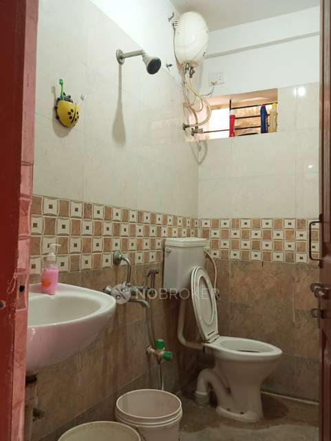 2 BHK Flat In Mathrusree Silver Arcade For Sale  In Medahalli