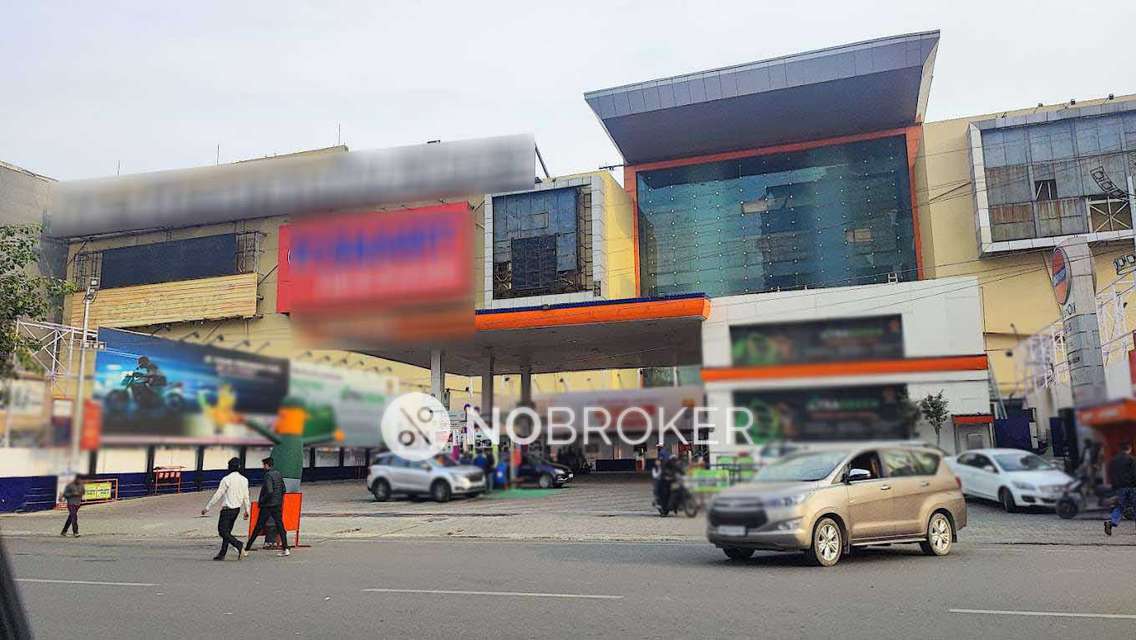 Shop in Tilak Nagar, Delhi for sale 