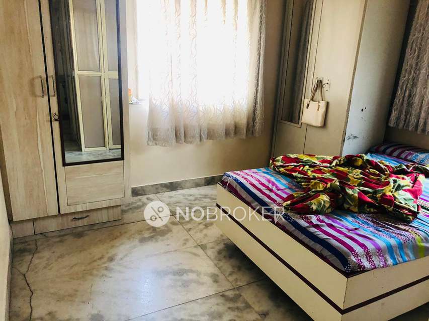 1 BHK Flat In Satkar Apartment  For Sale  In Malad West