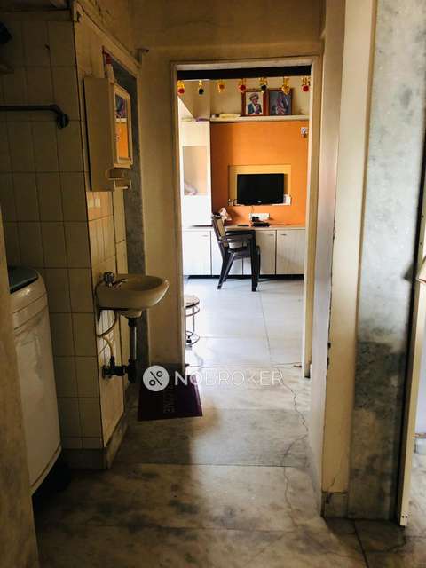 1 BHK Flat In Satkar Apartment  For Sale  In Malad West