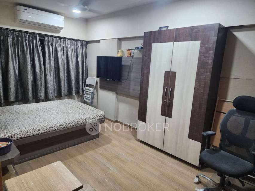 2 BHK Flat In New Akshay Cooperative Housing Society Limited  For Sale  In Subhash Road