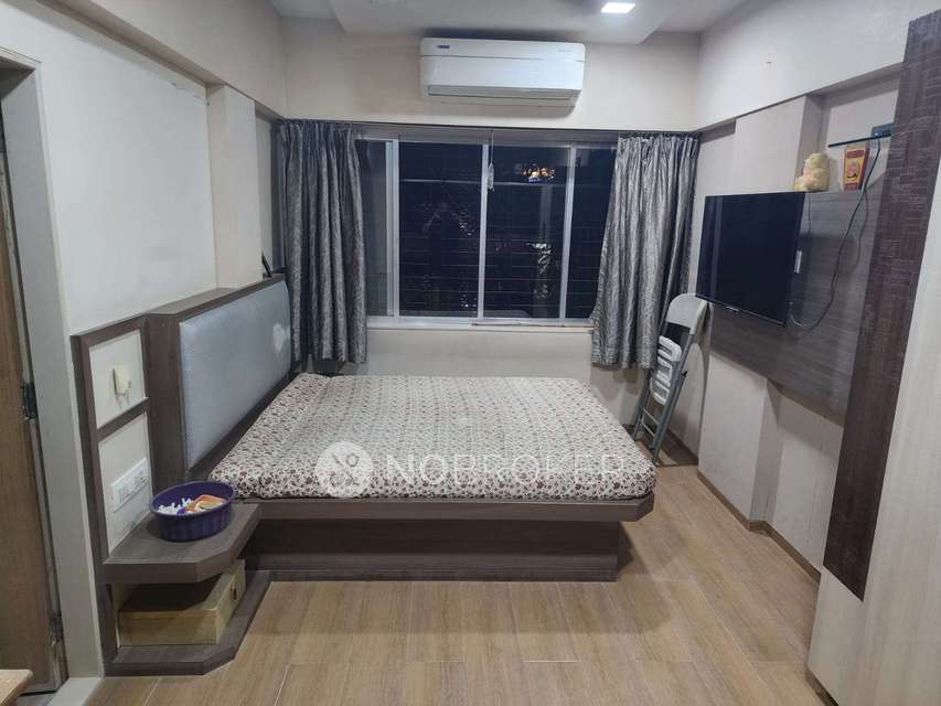 2 BHK Flat In New Akshay Cooperative Housing Society Limited  For Sale  In Subhash Road