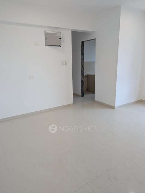 2 BHK Flat In Tejukaya Esperanza, Parel For Sale  In Parel