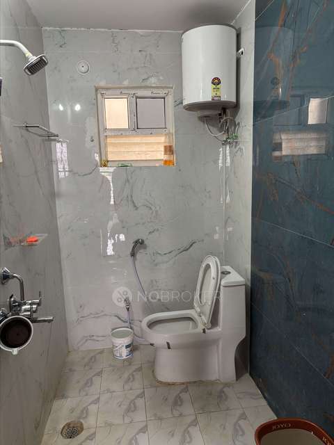 2 BHK Flat In Suraksha Lake Eden, Kompally For Sale  In Gundlapochampalli