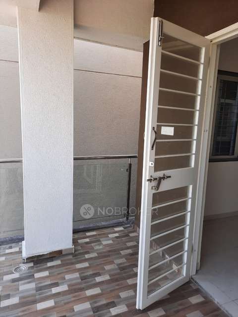 3 BHK Flat In Tiwaale Banglow  For Sale  In Hapur