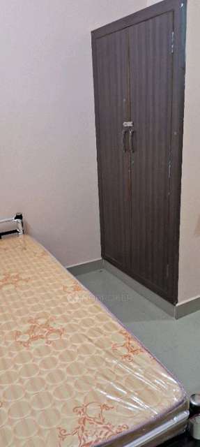 PG for Boys in No: 5a, Thillai Nadhamuni Ave, Near Dlf Right Side Gate, Sahaj Enclave Phase 4, Lalithamba Nagar, Mugalivakkam, Chennai, Tamil Nadu 600125, India