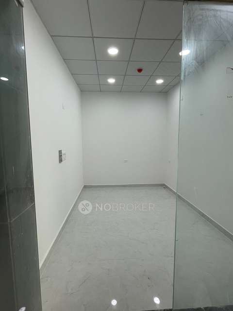 Shop in Ufairia Mall Ek Murti, Greater Noida for Rent 