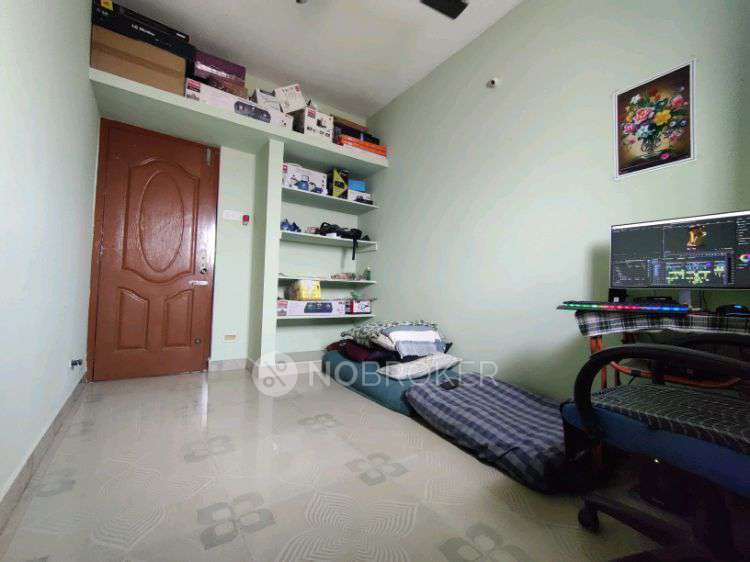 3 BHK Flat In Cc Sky Park for Lease  In Malika Nagar Road