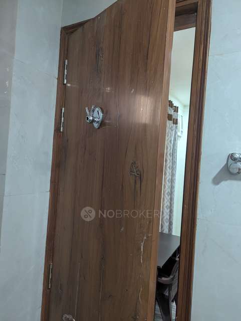 1 RK House for Rent  In Sector 52