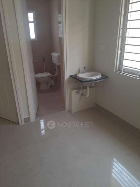 2 BHK Flat In Amarprakash Temple Waves For Sale  In Kundrathur