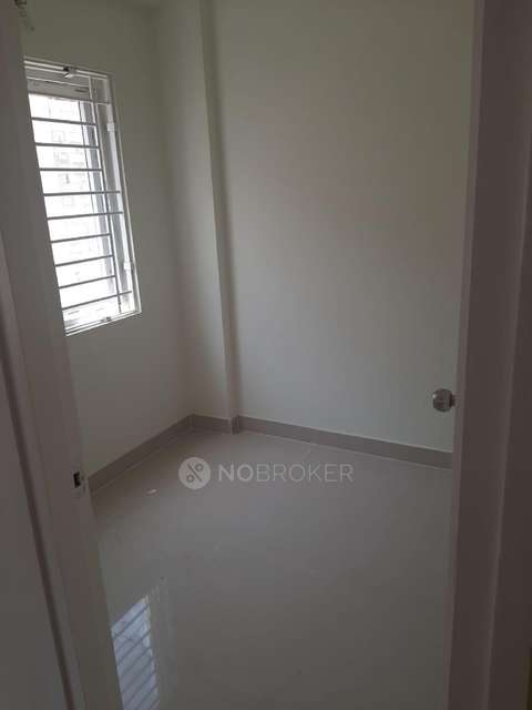 2 BHK Flat In Amarprakash Temple Waves For Sale  In Kundrathur