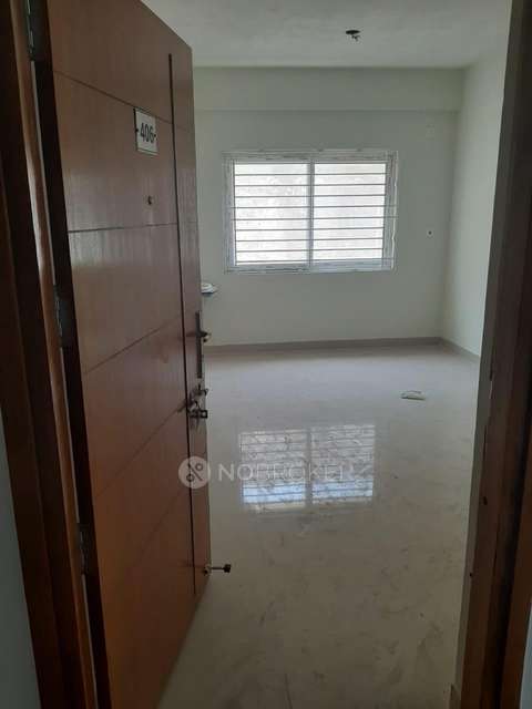 2 BHK Flat In Amarprakash Temple Waves For Sale  In Kundrathur