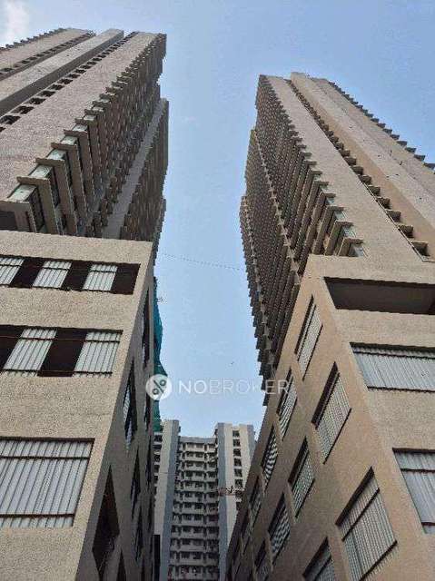 1 BHK Flat In Uk Iridium For Sale  In Kandivali East