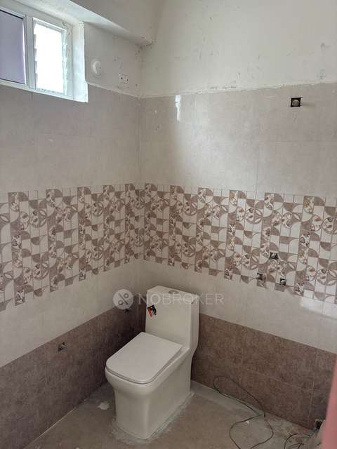 2 BHK Flat In Sri Nithyaa Brundhavanam For Sale  In Mahadevpur Colony