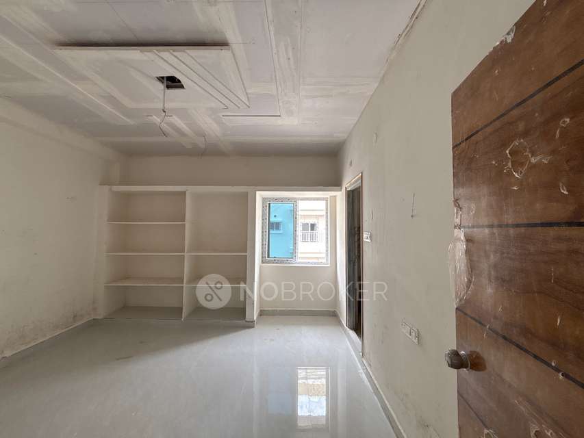 2 BHK Flat In Sri Nithyaa Brundhavanam For Sale  In Mahadevpur Colony